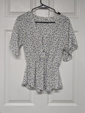 Sienna Sky White and Blue Floral Blouse Size XS